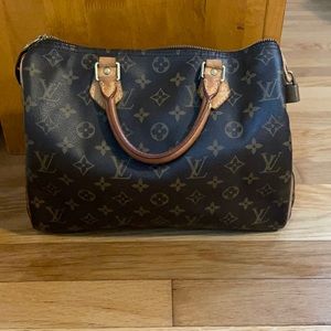 Louis Vuitton Speedy 30
